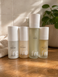 Naturkosmetik-Produkte im Badezimmer