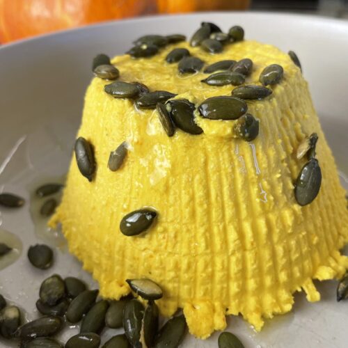 Veganer Ricotta aus Kürbis und Mandeln